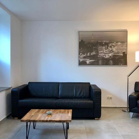 Erdgeschoss-Appartement Mit Seeterasse Ahrensbok Dış mekan fotoğraf