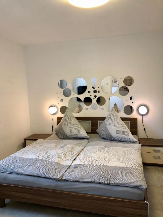 Erdgeschoss-Appartement Mit Seeterasse Ahrensbok Dış mekan fotoğraf
